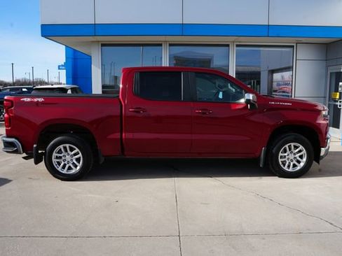 Used 2020 Chevrolet Silverado 1500 LT w/ All-Star Edition image 32
