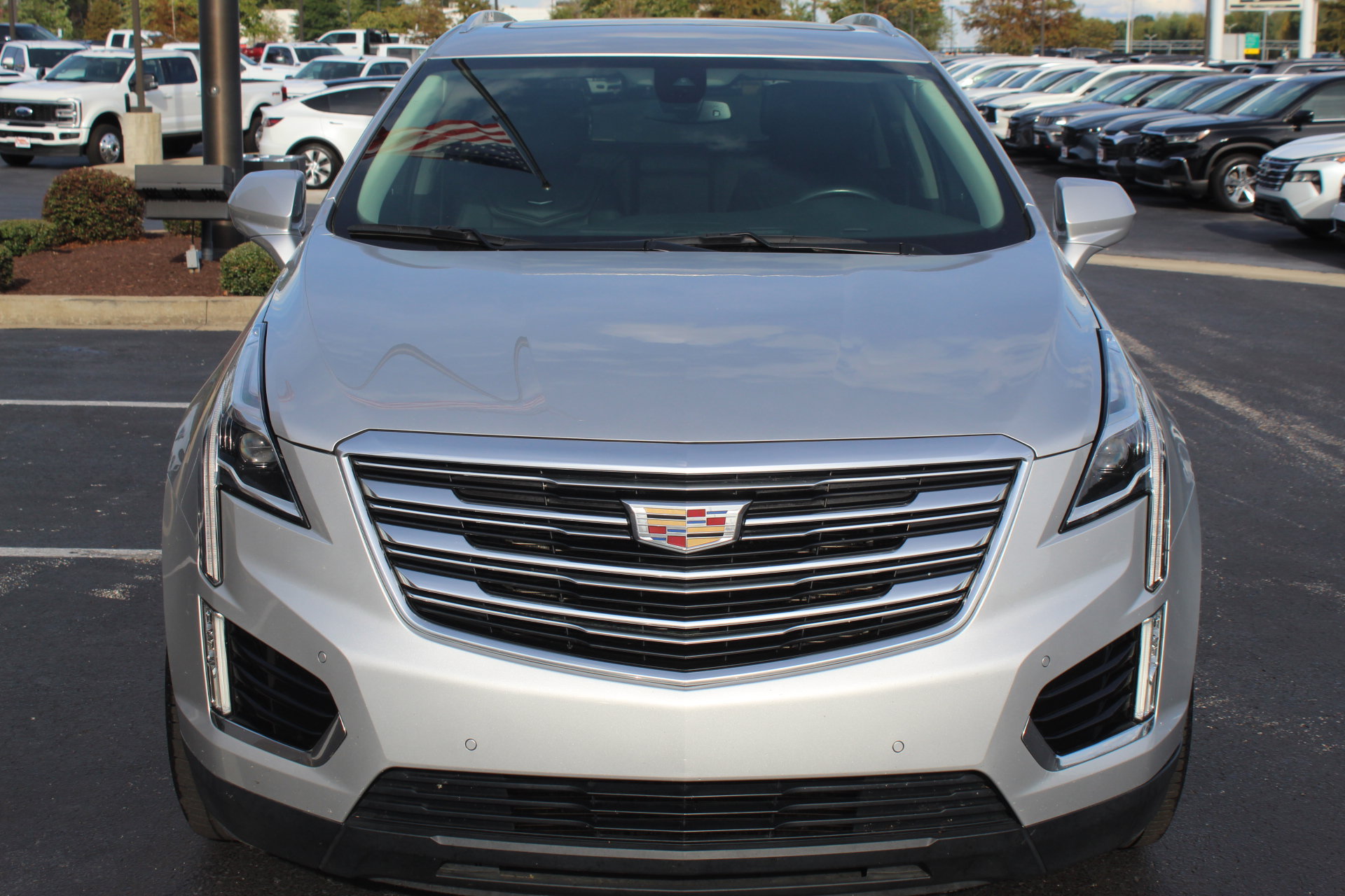 Used 2019 Cadillac XT5 Premium Luxury FWD image 3