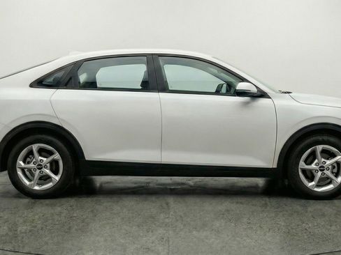 Used 2025 Kia K4 LXS image 11