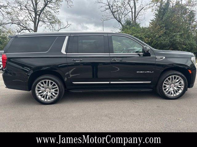 Used 2024 GMC Yukon XL Denali AWD/4WD image 4