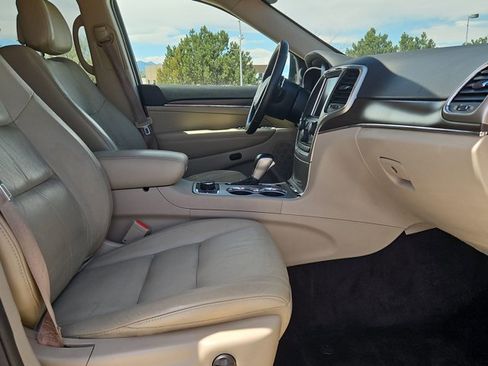 Used 2016 Jeep Grand Cherokee Limited AWD/4WD image 22