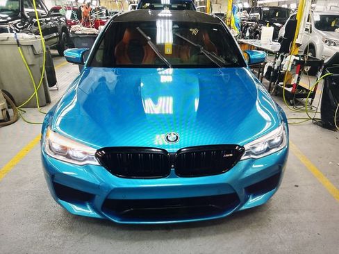 Used 2018 BMW M5 w/ Executive Package image 2