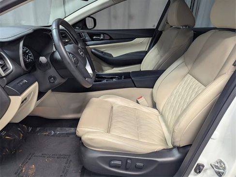 Used 2023 Nissan Maxima Platinum w/ Sport Mat Group image 10
