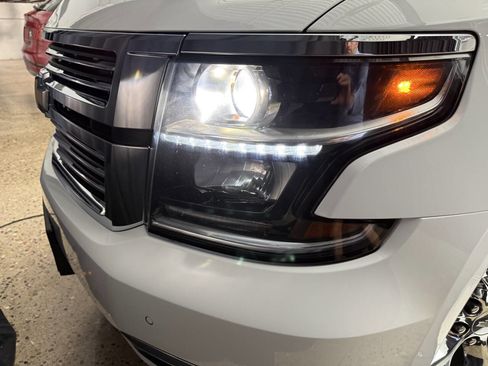 Used 2017 Chevrolet Suburban Premier AWD/4WD image 35