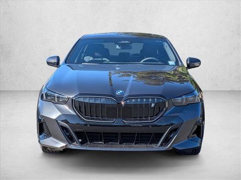 New 2027 BMW i5 M60 w/ M Sport Package RWD image 5
