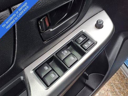 Used 2015 Subaru Crosstrek 2.0i image 16