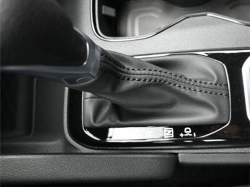 New 2026 Nissan Frontier SV image 17