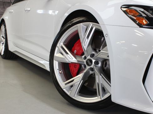 Used 2023 Audi RS 6 image 19