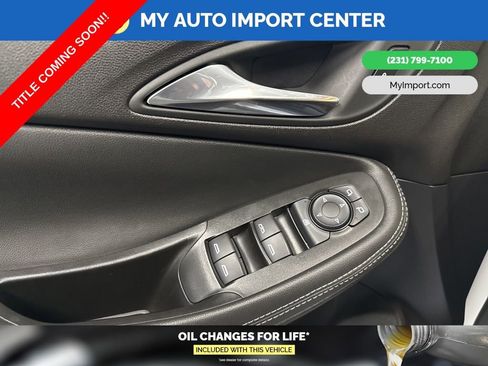 Used 2024 Buick Encore GX Sport Touring image 11