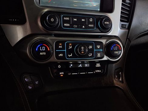 Used 2015 Chevrolet Tahoe LTZ AWD/4WD image 22