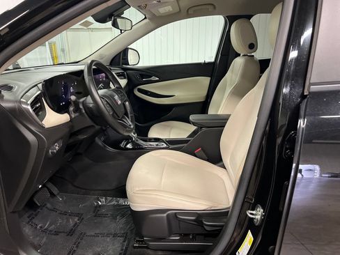 Certified 2024 Buick Encore GX Preferred FWD image 19
