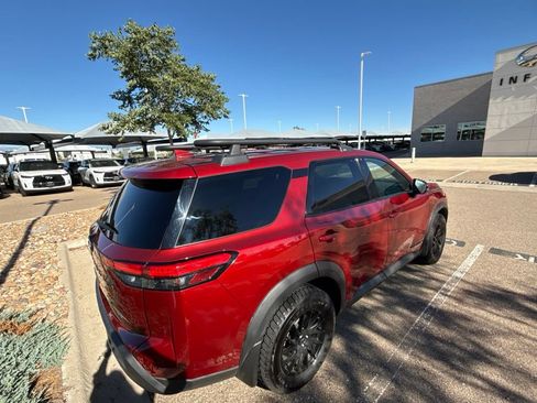 Used 2024 Nissan Pathfinder Rock Creek AWD/4WD image 7