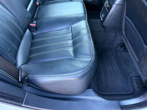 Used 2015 Chrysler 300 S image 20