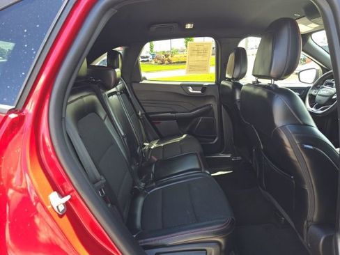 Used 2025 Ford Escape ST-Line AWD/4WD image 17