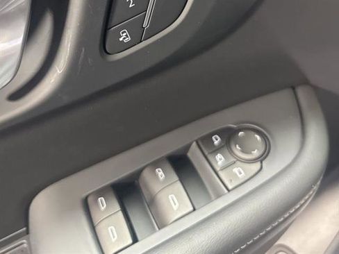 New 2025 Buick Enclave Preferred w/ Power Package image 24