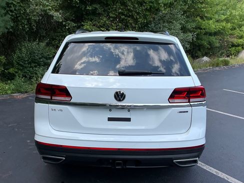 Used 2023 Volkswagen Atlas SE w/ Panoramic Sunroof Package AWD/4WD image 4