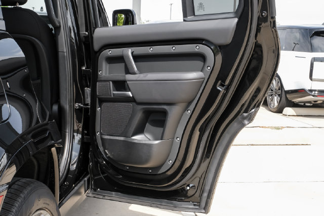 New 2026 Land Rover Defender 110 X AWD/4WD image 52