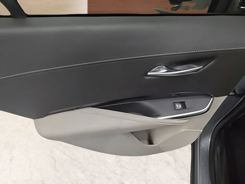 Used 2023 Cadillac XT4 Luxury FWD image 18
