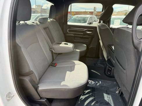 Used 2024 RAM 2500 Big Horn image 38