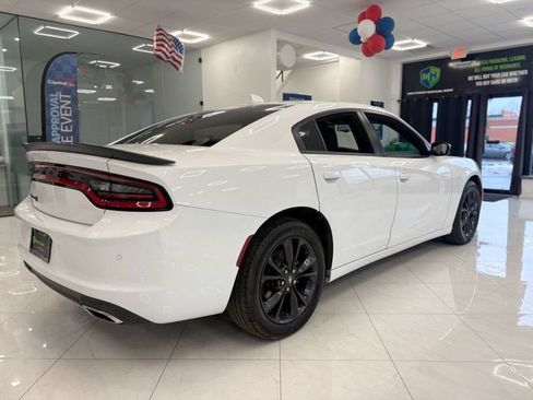 Used 2020 Dodge Charger SXT w/ Blacktop Package AWD/4WD image 12