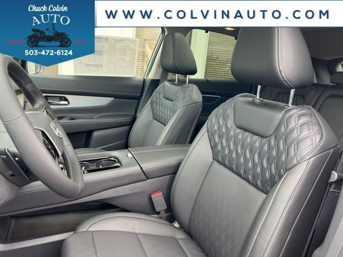 New 2026 Nissan Murano Platinum w/ Cargo Package AWD/4WD image 14