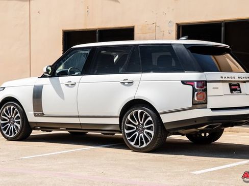 Used 2018 Land Rover Range Rover Long Wheelbase Autobiography AWD/4WD image 3