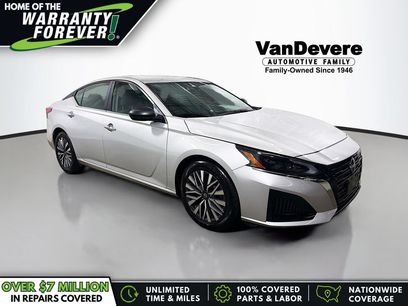 Used 2024 Nissan Altima 2.5 SV