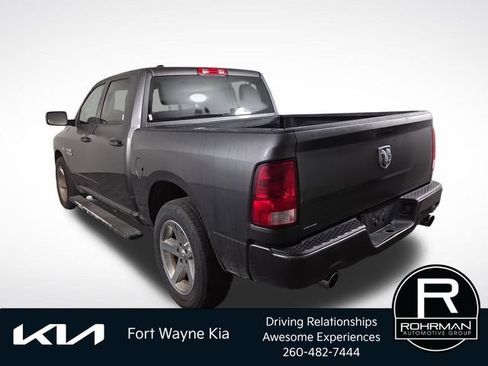 Used 2017 RAM 1500 Express RWD image 9