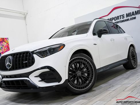Used 2024 Mercedes-Benz GLC 43 AMG 4MATIC image 3