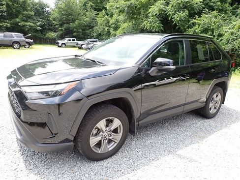 Used 2023 Toyota RAV4 XLE w/ XLE Grade Weather Package AWD/4WD image 7