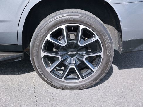 Used 2022 Chevrolet Tahoe RST w/ Luxury Package image 10