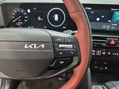 Used 2026 Kia Sportage SX AWD/4WD image 17
