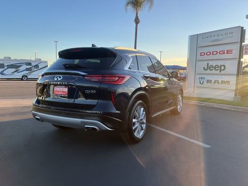 Used 2022 INFINITI QX50 Luxe image 9