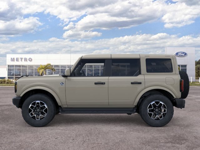 New 2026 Ford Bronco Outer Banks AWD/4WD image 3