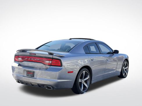 Used 2014 Dodge Charger R/T image 10