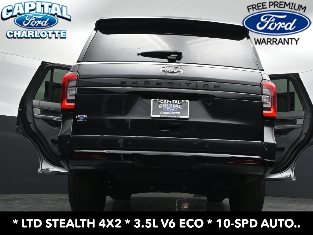 Used 2024 Ford Expedition Limited RWD image 42