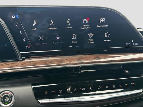 Used 2023 Cadillac Escalade ESV Sport Platinum w/ LPO, ONYX Package AWD/4WD image 28