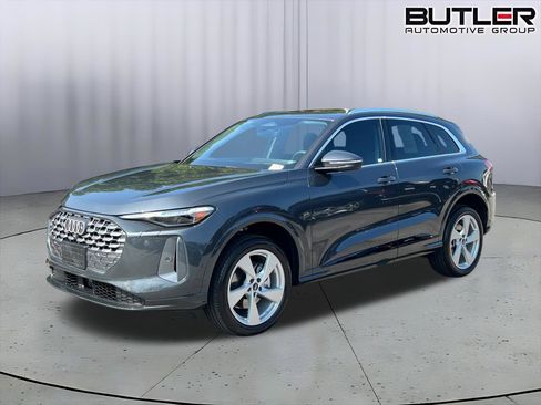 Used 2025 Audi Q5 Premium Plus AWD/4WD image 1