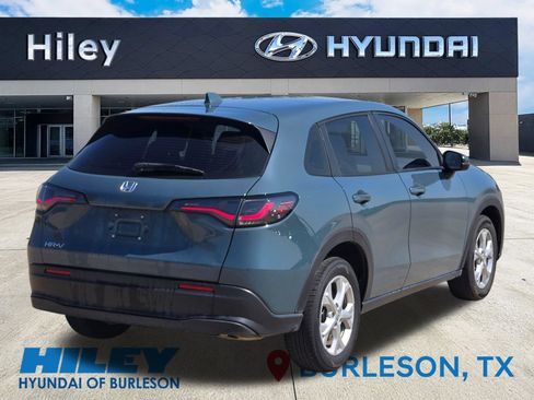 Used 2025 Honda HR-V LX image 4