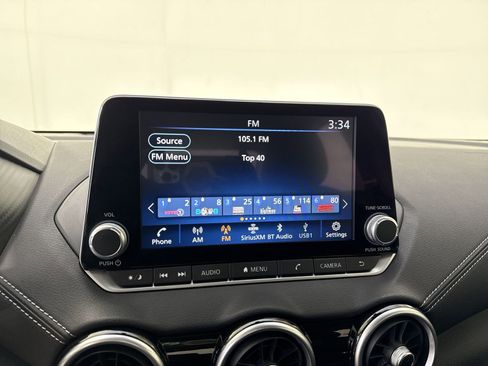 Certified 2025 Nissan Sentra SV image 7