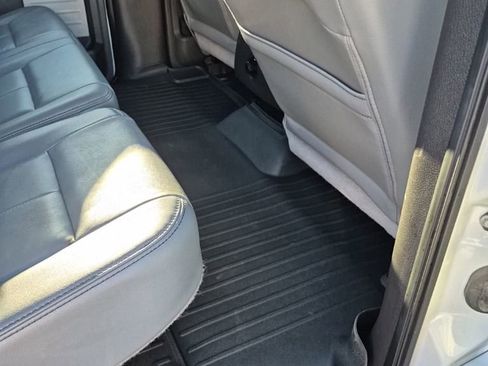 Used 2014 Ford F150 XLT w/ XLT Chrome Package image 32