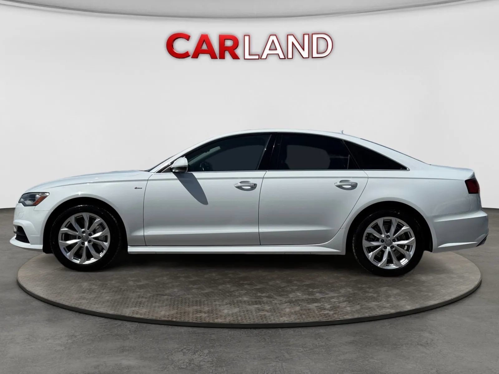 Used 2017 Audi A6 2.0T Premium FWD image 2
