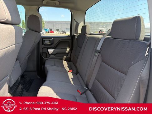 Used 2018 Chevrolet Silverado 1500 LT w/ All Star Edition AWD/4WD image 28