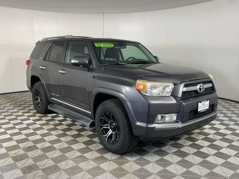 Used 2010 Toyota 4Runner SR5 AWD/4WD image 19