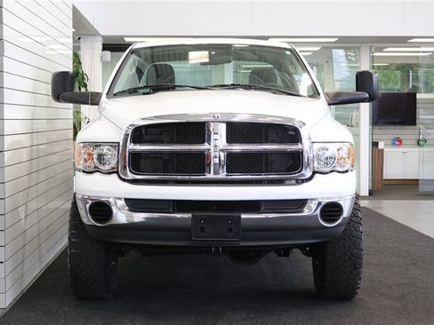 Used 2005 Dodge Ram 2500 Truck SLT AWD/4WD image 8
