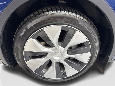 Used 2023 Tesla Model Y Long Range AWD/4WD image 75