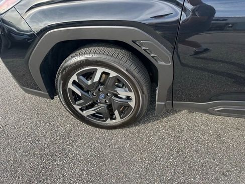 Used 2025 Subaru Forester Limited w/ Popular Package #2 image 11