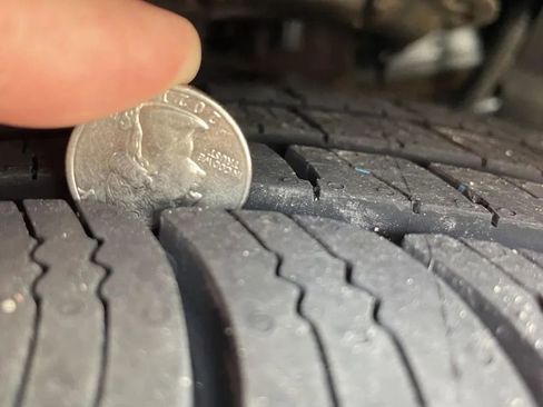 Used 2020 Ford Fusion SE image 24