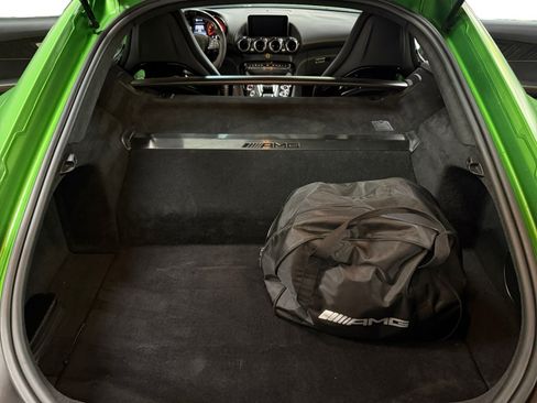 Used 2018 Mercedes-Benz AMG GT R image 19