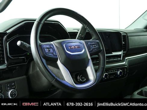 Used 2025 GMC Sierra 1500 SLT AWD/4WD image 4